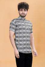 Men Geometric Print Regular Fit Shirt